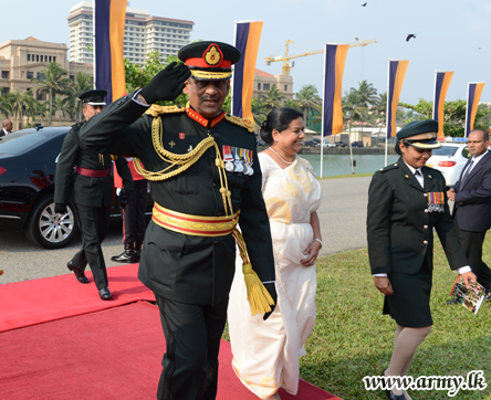 Invetitureceremoney_2